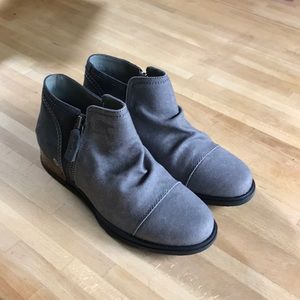 Sorel Major Low Booties